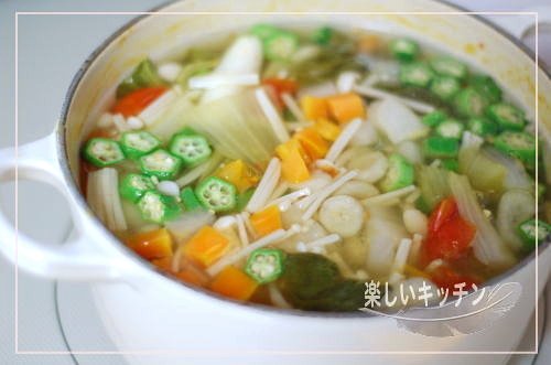 野菜たっぷりスープ
